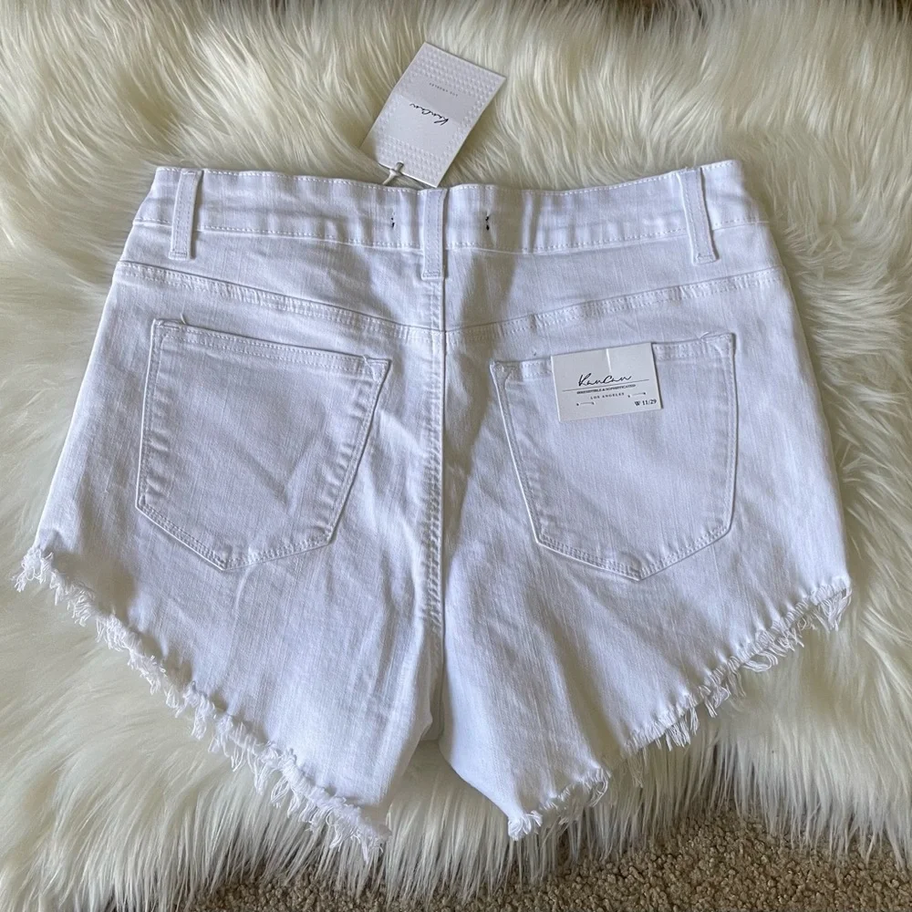 Kancan Women’s High Rise Stretch White Short Size 29. NWT